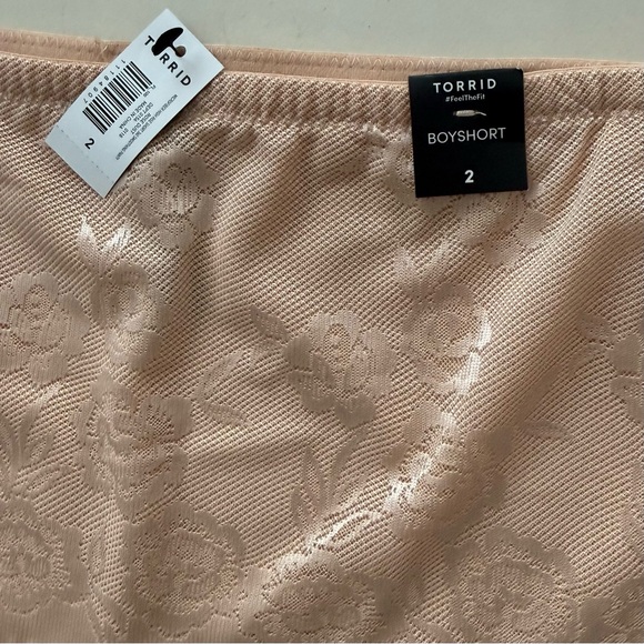 NWT Torrid Beige Microfiber High-Waist 360 Smoothing Boyshort Shapewear SZ 2 - Picture 2 of 7